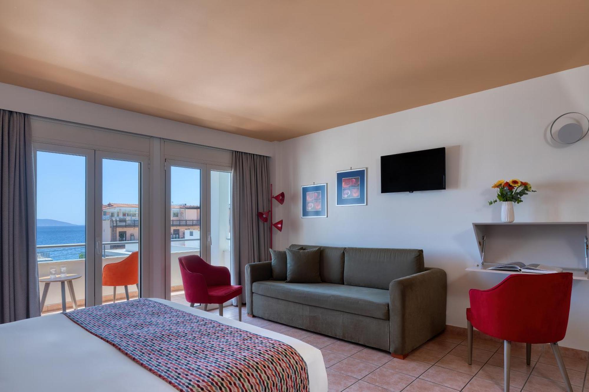 Flisvos Royal Hotel & Suites Tolón Esterno foto